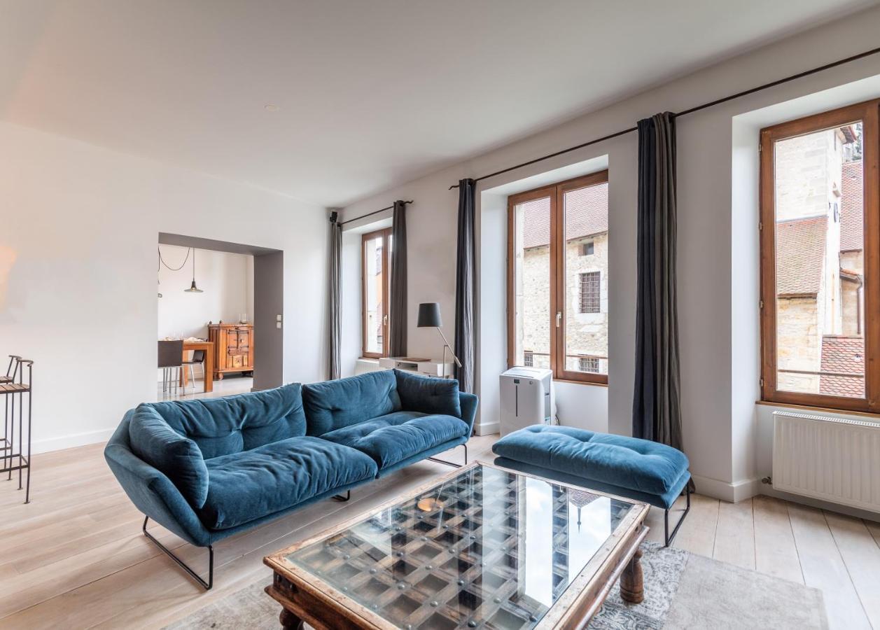 Les Suites D'Anniciaca - Hyper Centre Avec Vue Sur Le Chateau Annecy Bagian luar foto