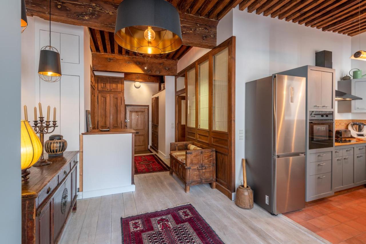 Les Suites D'Anniciaca - Hyper Centre Avec Vue Sur Le Chateau Annecy Bagian luar foto