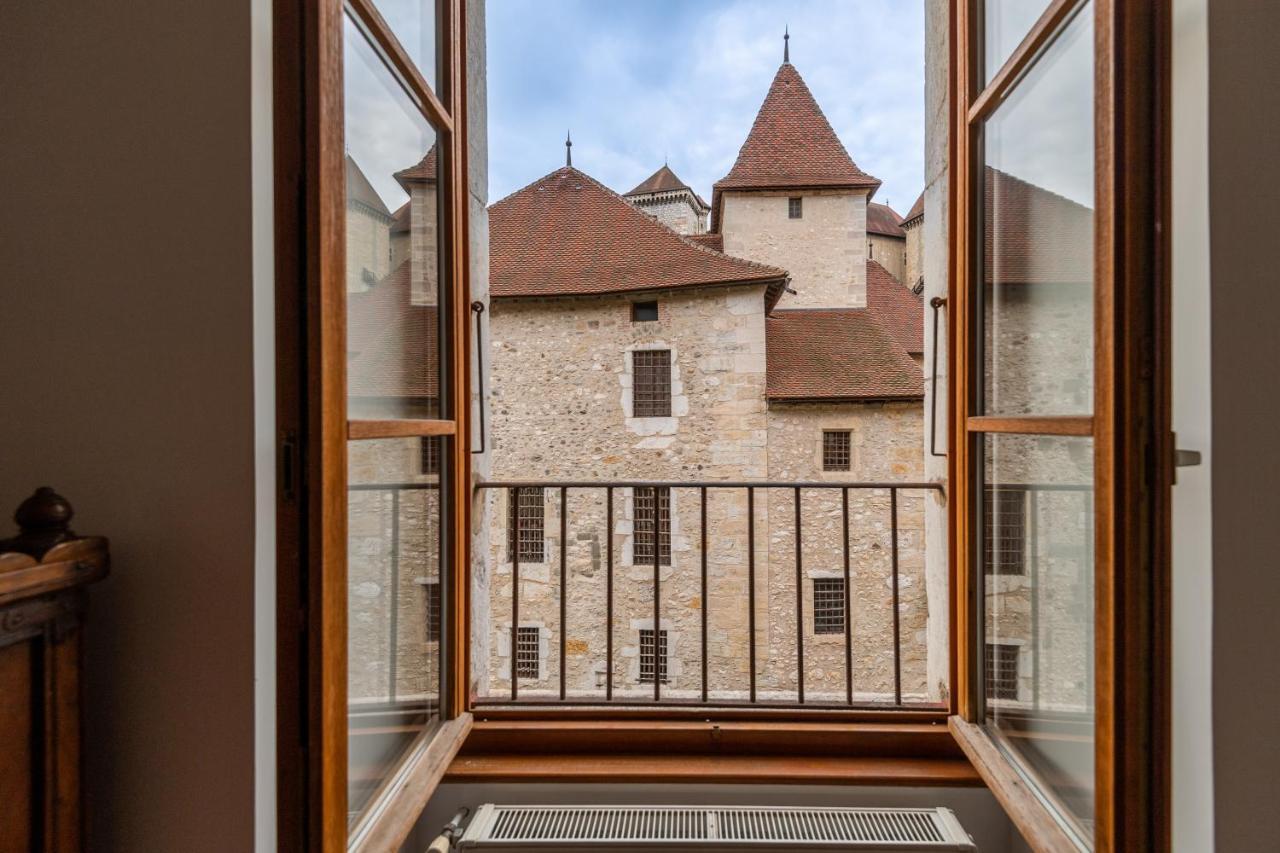 Les Suites D'Anniciaca - Hyper Centre Avec Vue Sur Le Chateau Annecy Bagian luar foto
